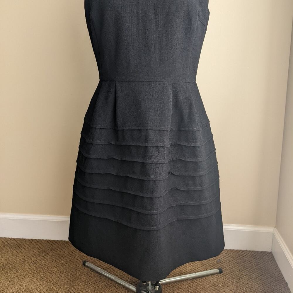 Madewell black dress, 8, v back with pockets, fit & flare - Picture 3 of 11